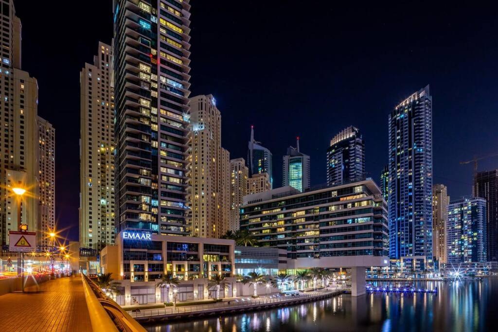 Frank Porter - Marina Quays Dubai Ngoại thất bức ảnh